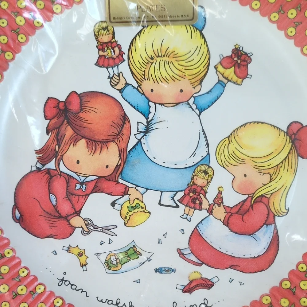 Vintage 70s Hallmark Paper Doll Birthday Party Plates & Cups Joan Walsh Angulnd